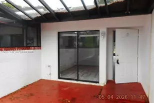 6388 E Pinehurst Cir E, Tamarac, FL 33321 - Photo 4