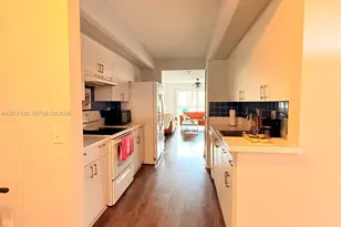 571 SW 142nd Ave, Pembroke Pines, FL 33027 - Photo 14