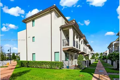 4426 83rd Pkwy, Doral, FL 33166 - Photo 6