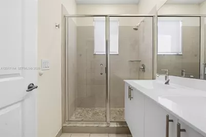 4426 83rd Pkwy, Doral, FL 33166 - Photo 20
