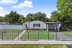 580 NW 194th Terrace, Miami Gardens, FL 33169 - Photo 4
