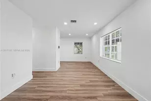 580 NW 194th Terrace, Miami Gardens, FL 33169 - Photo 14