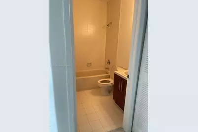 1021 SE 23rd Ave #1, Homestead, FL 33035 - Photo 4