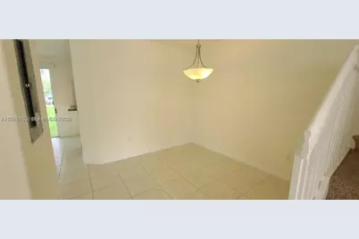 1021 SE 23rd Ave #1, Homestead, FL 33035 - Photo 12
