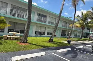 3212 NE 7th Pl, Pompano Beach, FL 33062 - Photo 12