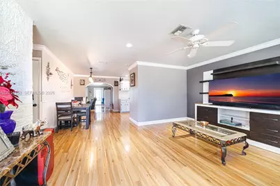 6472 Pierce St, Hollywood, FL 33024 - Photo 6