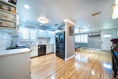 6472 Pierce St, Hollywood, FL 33024 - Photo 8