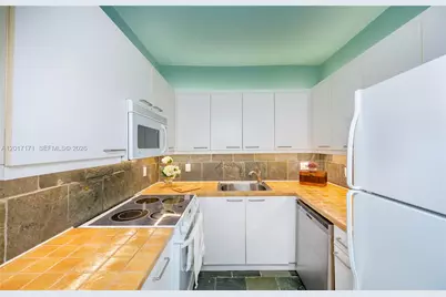 32 Calabria Ave #1, Coral Gables, FL 33134 - Photo 12