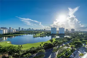 3675 N Country Club Dr, Aventura, FL 33180 - Photo 28