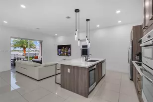 15540 NW 88th Ave, Miami Lakes, FL 33018 - Photo 6