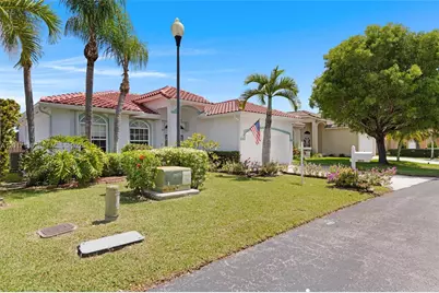 2915 SE 4th Pl, Homestead, FL 33033 - Photo 2