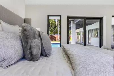 8120 SW 162nd St, Palmetto Bay, FL 33157 - Photo 46