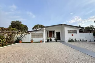 280 NE 173rd St, North Miami Beach, FL 33162 - Photo 2