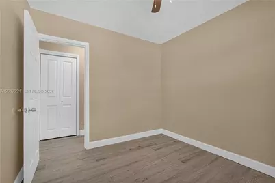 1375 NW 77th St, Miami, FL 33147 - Photo 16