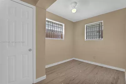 1375 NW 77th St, Miami, FL 33147 - Photo 24