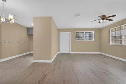 1375 NW 77th St, Miami, FL 33147 - Photo 20