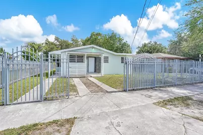 1375 NW 77th St, Miami, FL 33147 - Photo 32