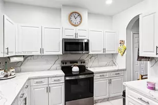 20155 SW 129th Ave, Miami, FL 33177 - Photo 16