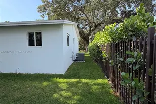 6091 SW 64th Terrace, South Miami, FL 33143 - Photo 8