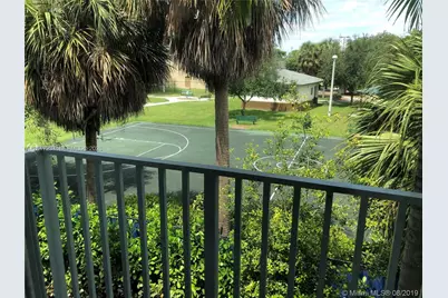 440 NE 35th Ct #3, Oakland Park, FL 33334 - Photo 14