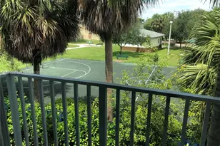 440 NE 35th Ct, Oakland Park, FL 33334 - Photo 14