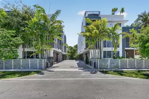 700 NE 14th Ave, Fort Lauderdale, FL 33304 - Photo 1