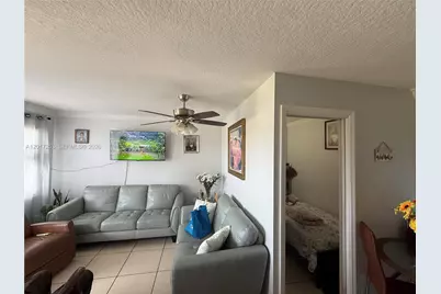 7101 SW 89th Ct #305, Miami, FL 33173 - Photo 12