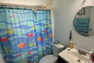 7101 SW 89th Ct, Miami, FL 33173 - Photo 16