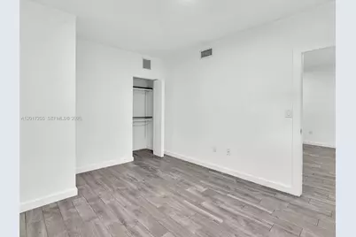 557 Michigan Ave #114, Miami Beach, FL 33139 - Photo 12
