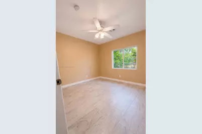 1015 NW 8th Ave, Fort Lauderdale, FL 33311 - Photo 12
