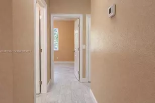 1015 NW 8th Ave, Fort Lauderdale, FL 33311 - Photo 10