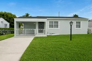 831 El Prado, West Palm Beach, FL 33405 - Photo 1