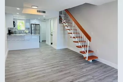5650 W 26th Ct #206, Hialeah, FL 33016 - Photo 4
