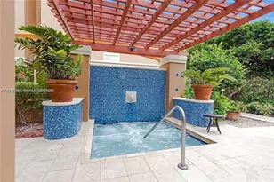 19555 E Country Club Dr, Aventura, FL 33180 - Photo 1