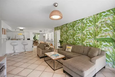 19555 E Country Club Dr #8502, Aventura, FL 33180 - Photo 4