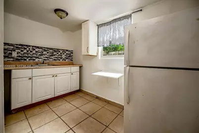 2800 SW 16th Ter, Miami, FL 33145 - Photo 14