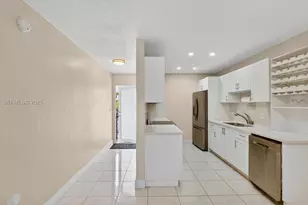 300 NE 191st St, Miami, FL 33179 - Photo 6