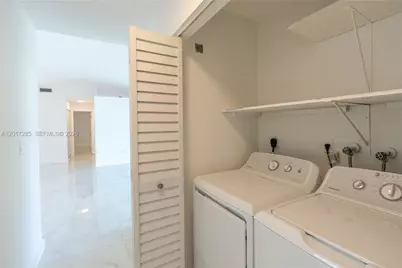 8340 NW 193rd Ln, Hialeah, FL 33015 - Photo 22