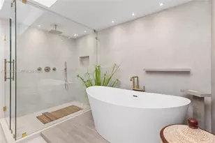3201 NE 183rd St, Aventura, FL 33160 - Photo 34