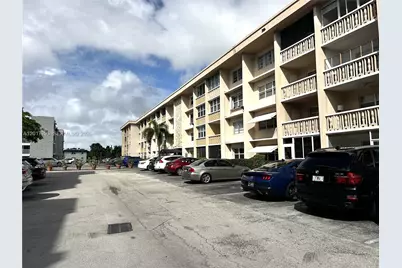 410 SE 2nd St #415, Hallandale Beach, FL 33009 - Photo 14