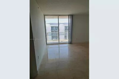 5085 NW 7th St #TS10, Miami, FL 33126 - Photo 6