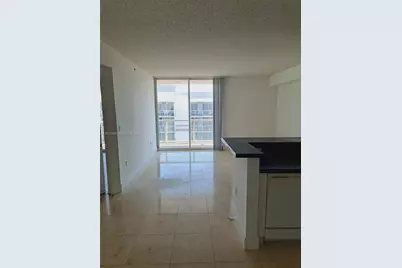 5085 NW 7th St #TS10, Miami, FL 33126 - Photo 4