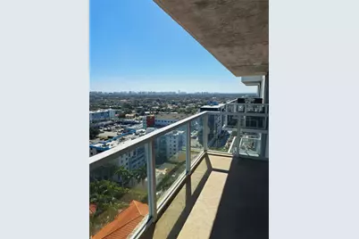 5085 NW 7th St #TS10, Miami, FL 33126 - Photo 2