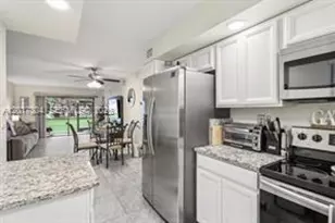 301 Olivewood Pl, Boca Raton, FL 33431 - Photo 2