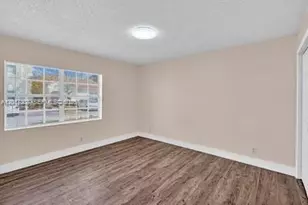 1395 Cottonwood Cir, Weston, FL 33326 - Photo 22