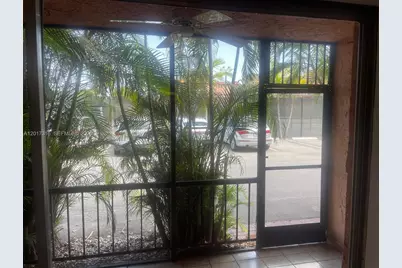 660 Tennis Club Dr #101, Fort Lauderdale, FL 33311 - Photo 14