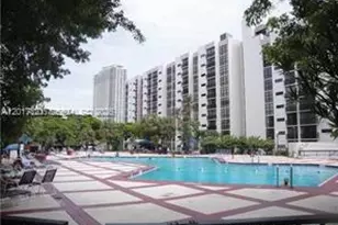 17021 N Bay Rd, Sunny Isles Beach, FL 33160 - Photo 30
