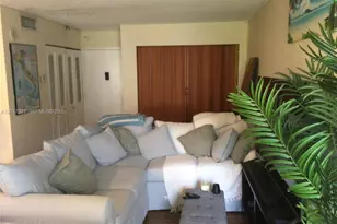 17021 N Bay Rd, Sunny Isles Beach, FL 33160 - Photo 10