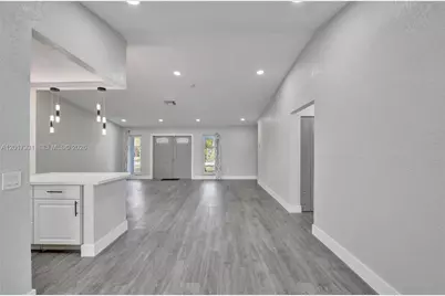 8400 NW 7th St, Pembroke Pines, FL 33024 - Photo 60