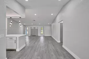 8400 NW 7th St, Pembroke Pines, FL 33024 - Photo 60